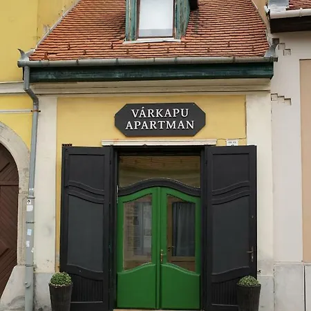 Várkapu