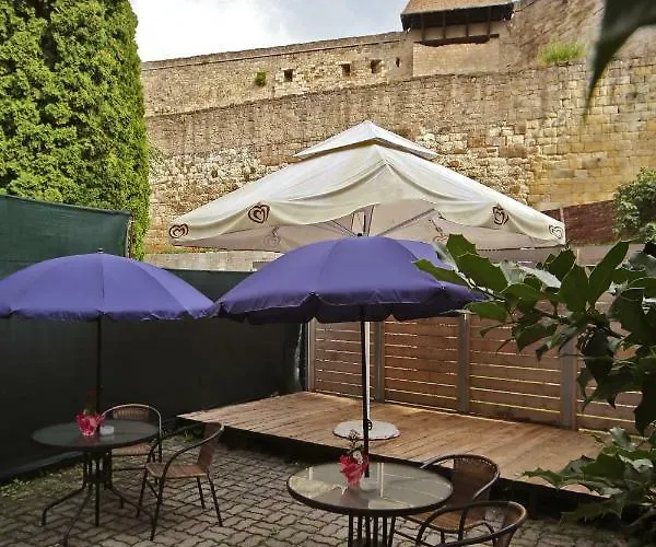 Varkapu Apartment Eger